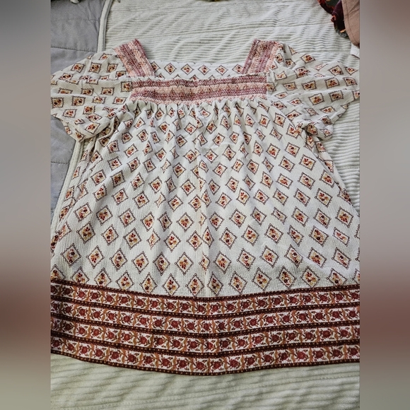 Nurture Bohemian White and Red/Brown  Patterned Women's Top Size M - Picture 5 of 5